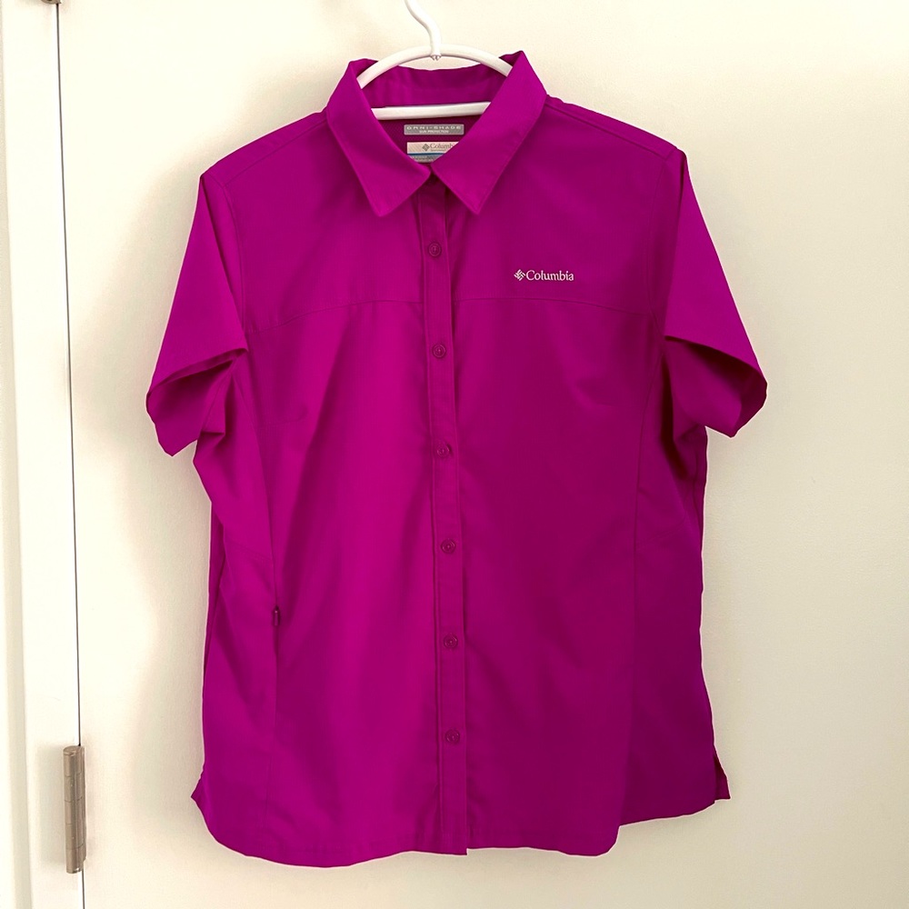 Columbia short sleeve shirt / blouse